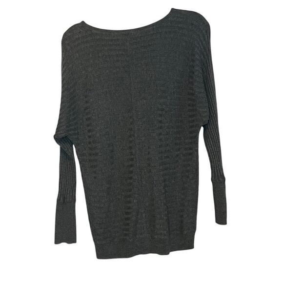 NY&Co Soho Grey Ribbed Sleeve Top, M - Picture 3 of 3